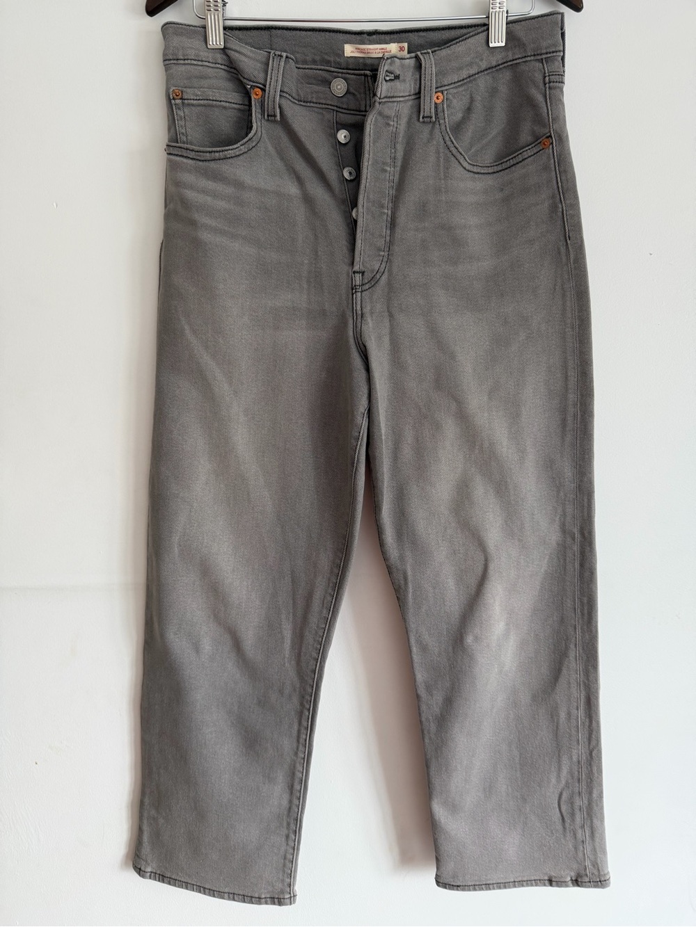 Levi's Women's Gray Straight-Leg Jeans